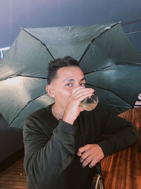 刑務所のOnlyFans ポルノグラフィック 画像