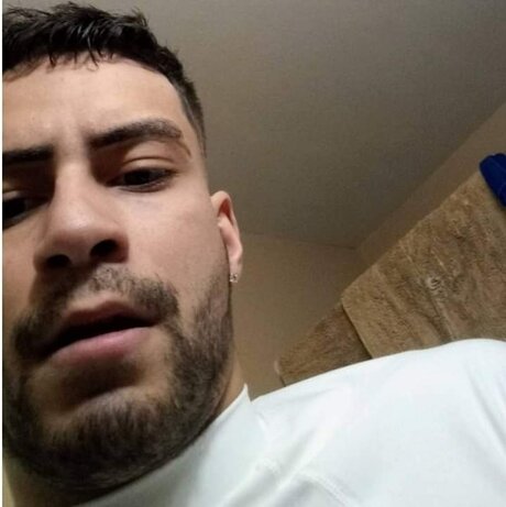 黒檀のシャワー OnlyFans セクシーヌード ギャラリー