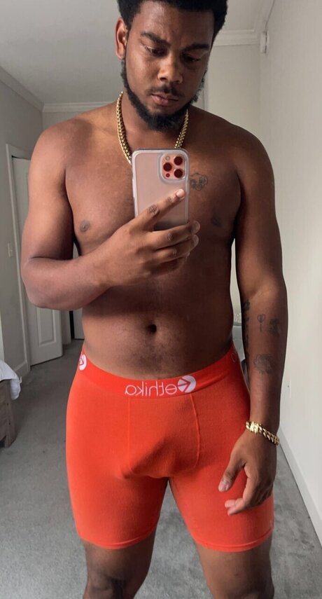 RockoutZipp エロティック女優 画像