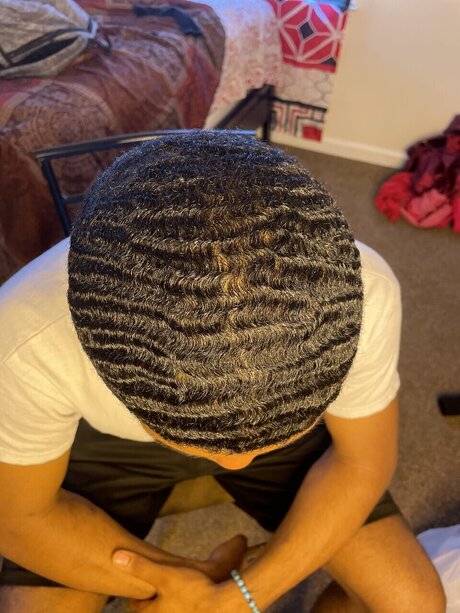 Freak vibes ヌード女優 画像