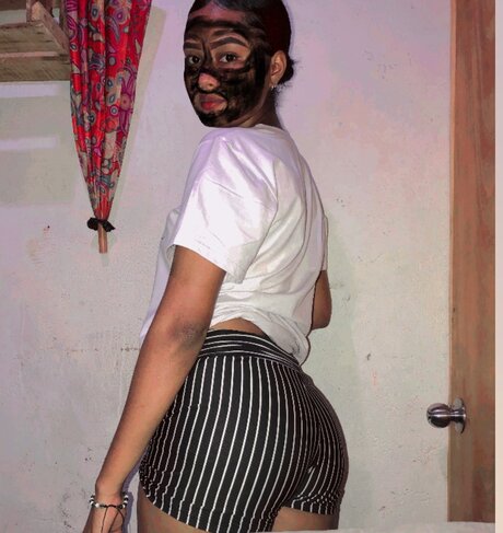 金髪ストリップOnlyFans ホットxxx ギャラリー