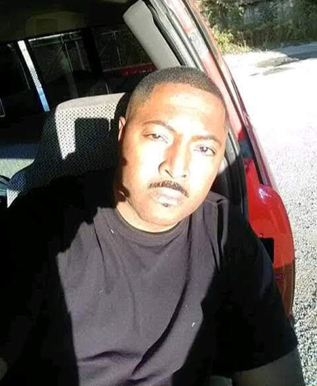 Ayrmbe 裸のスター 写真