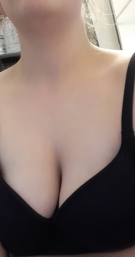 Yours only ホットモデル 画像