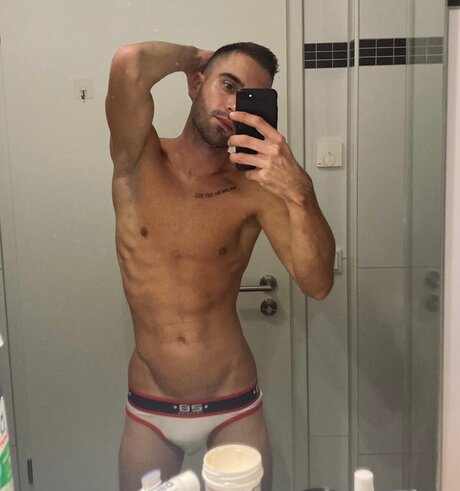 美しいベイビーOnlyFans 無料ヌード 写真