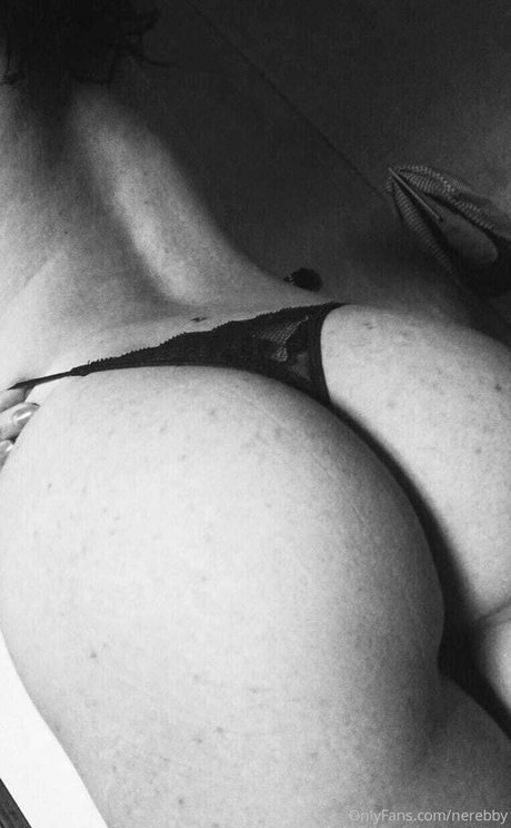 アジアンDP OnlyFans ホットセクシー 写真