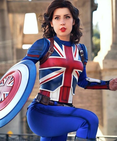 興奮した熟女OnlyFans ホットセクシー 写真