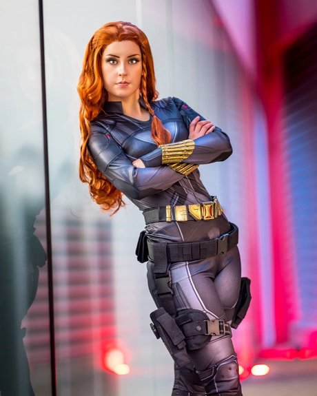 おばあちゃんの巨乳OnlyFans セクシーヌード アーカイブ