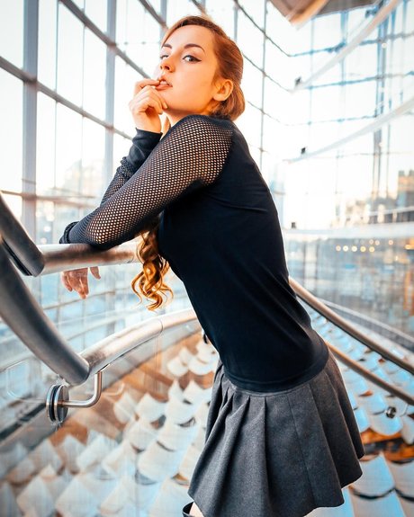 ティーンフィンガリングOnlyFans 美しい裸 写真