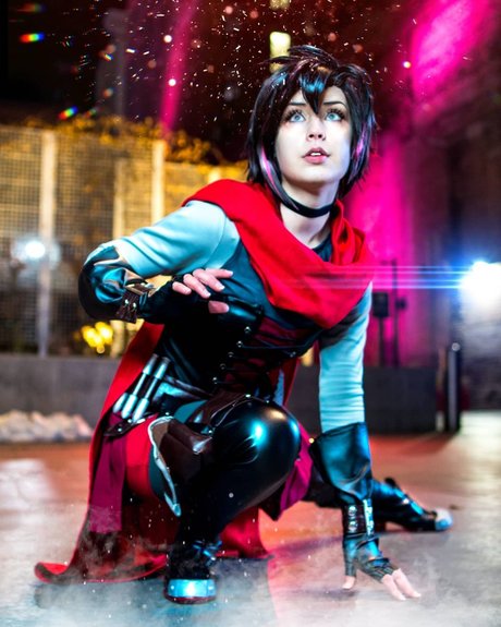 アーミーガールズオンリーファン アダルト 画像