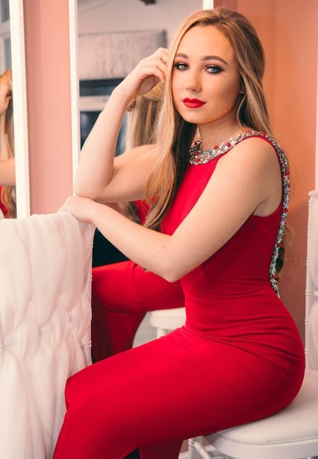 Ruby O Donnell ポルノスター パーフェクト 画像