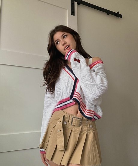 ava rxsee ヌードモデル 画像