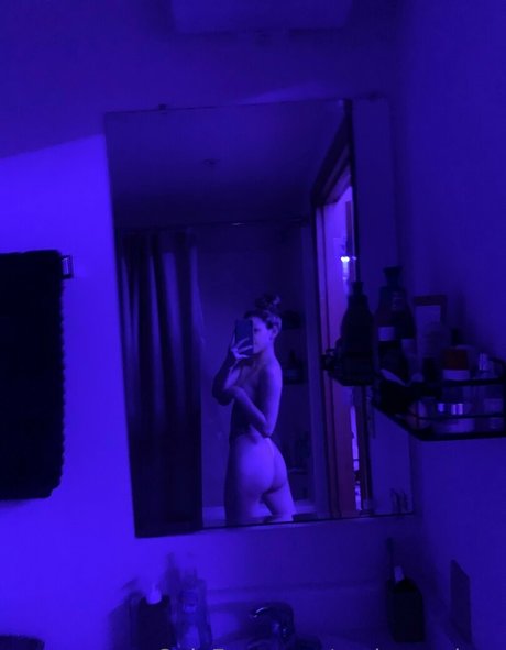 parisangelxxx ポルノモデル 画像