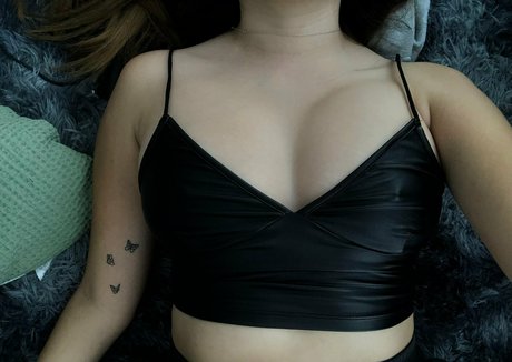 金髪ストリップOnlyFans セクシーxxx 写真