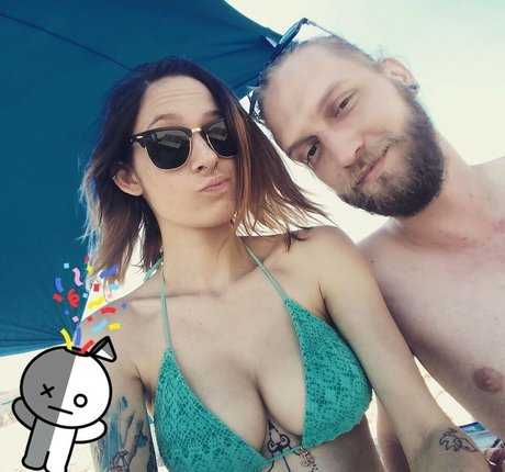 Poli Kap ポルノスター ギャラリー