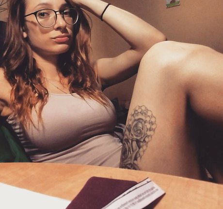 シーンオンリーファン 無料ポルノ 画像