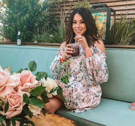 Jillian Rose Reed 高品質スター 画像