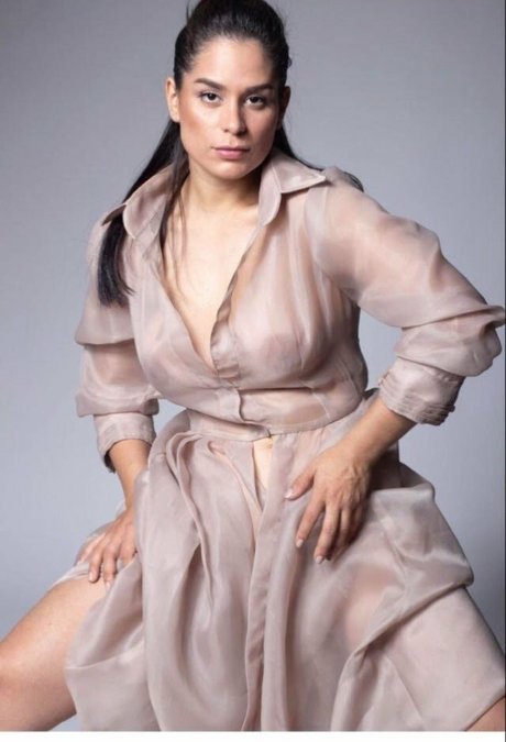 Fabi Martinez 完璧なスター ギャラリー