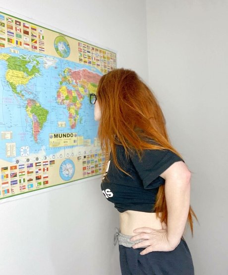 Mai Purper アダルト女優 写真