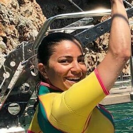 Serpil Cansz XXXモデル 写真