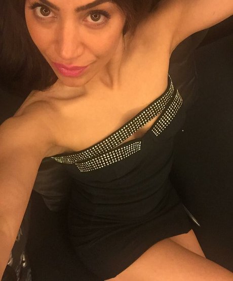 Serpil Cansz ポルノスター セックス 写真