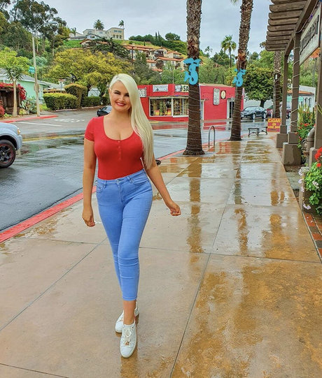 手袋onlyfans セクシーヌード 写真