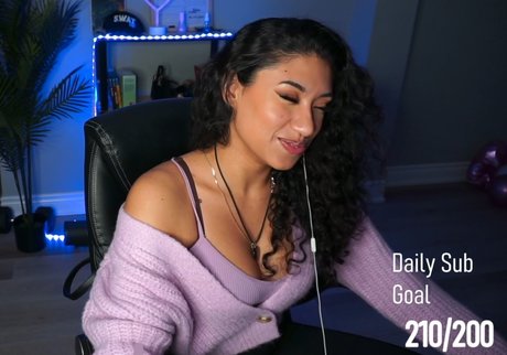 Tamia J エロティックなモデル ギャラリー