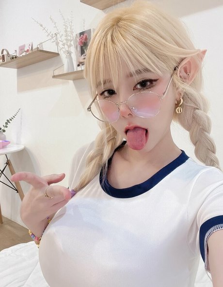 pang3pong エロティックなポルノスター 写真