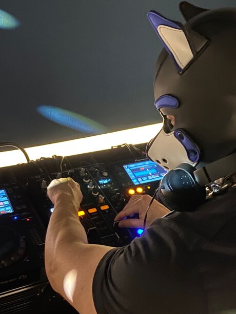 pupbuday セックスモデル 写真