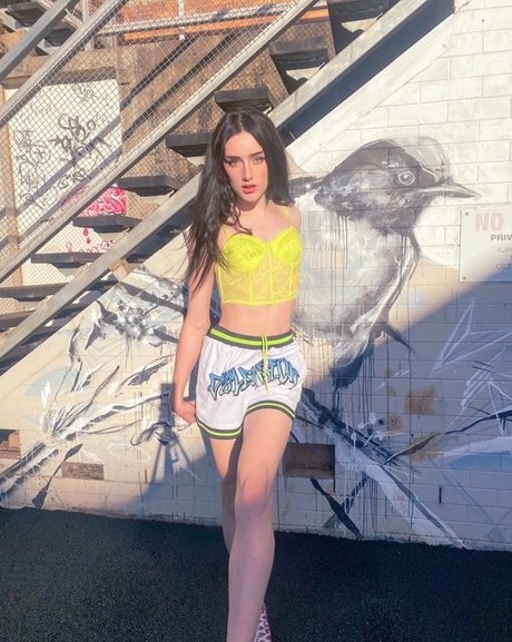 Venus Moorez ヌードスター アーカイブ