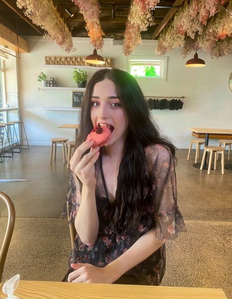 Venus Moorez ヌードモデル 写真