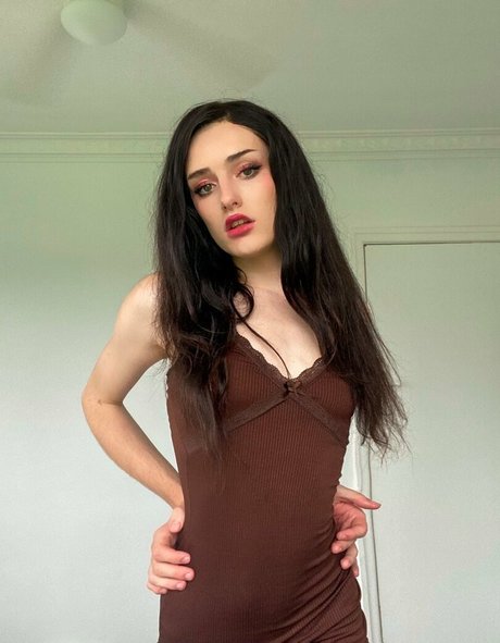 Venus Moorez アダルトモデル 写真