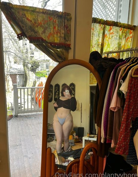 plantvvhore xxx女優 画像