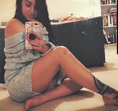 zaynes91 ヌードスター 写真