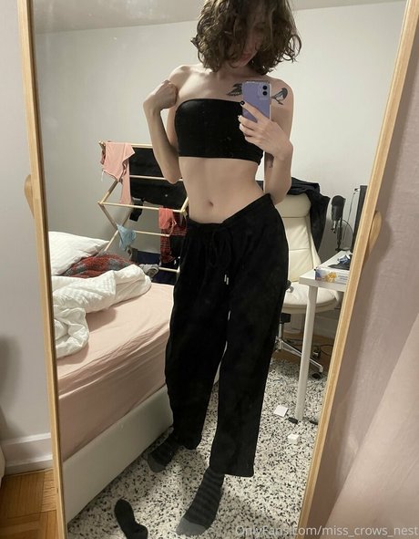 Miss Crows Nest 無料のポルノスター 画像