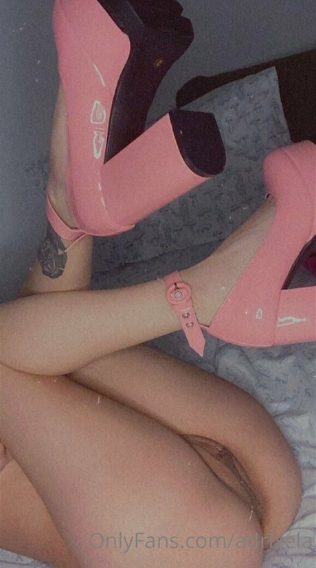 adrixela 高品質モデル 写真