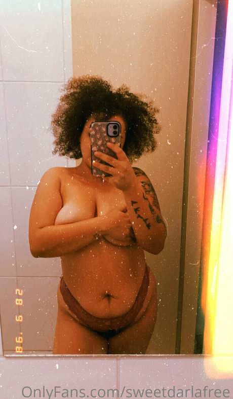 熟女 BBC OnlyFans ホットセクシー 写真