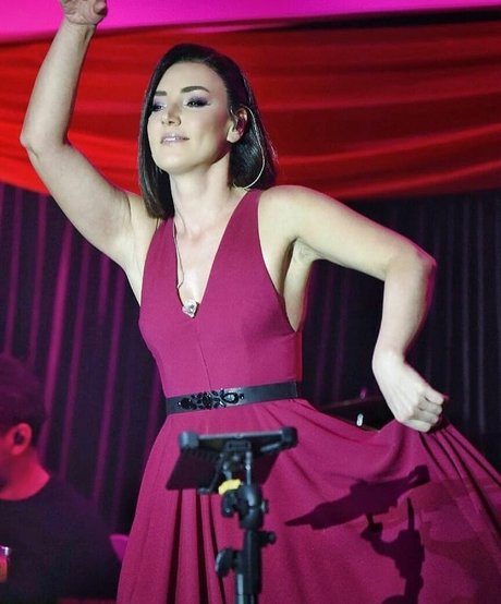 Sevcan Orhan 女優 写真