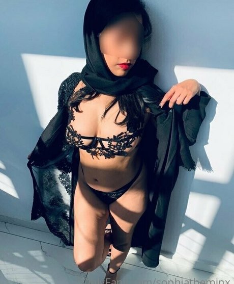 sophiatheminx ホットなポルノスター 画像