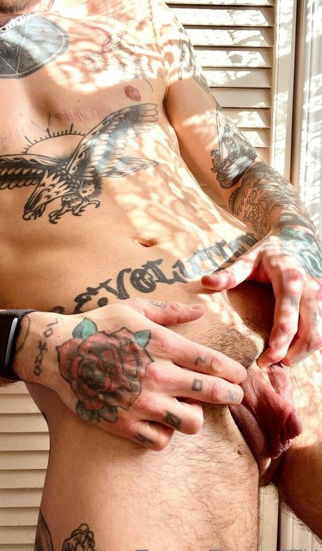 ftmtommytanner 女優 写真