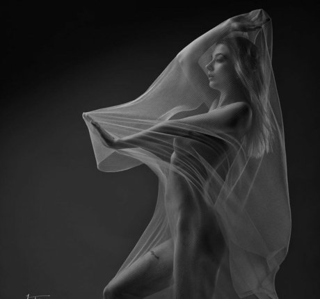 ルビーオンリーファン ポルノ 写真