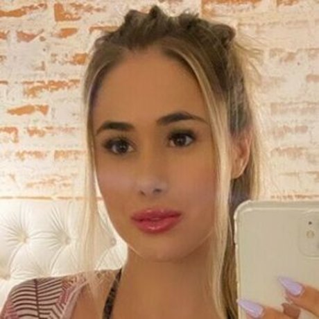 Myara Bigo ポルノ女優 写真