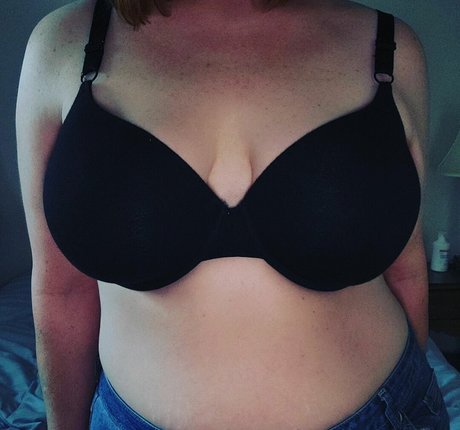 ティーンシーメールOnlyFans セックス 画像