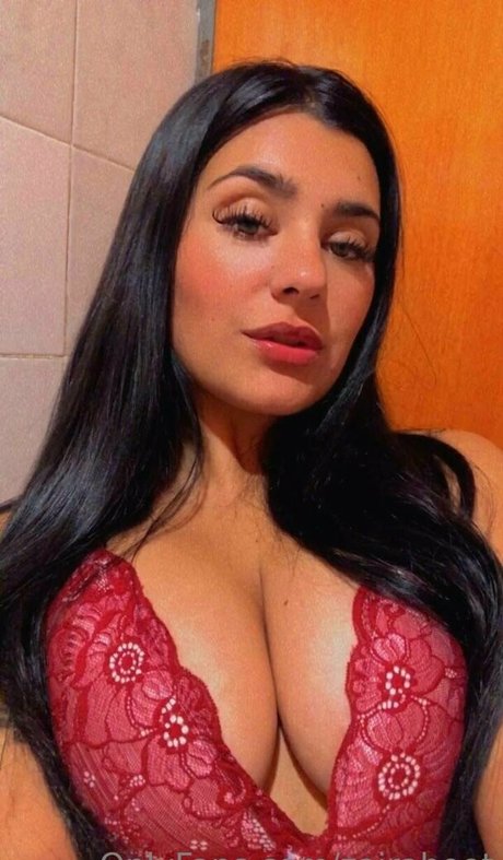 zairahoot アダルトスター 写真