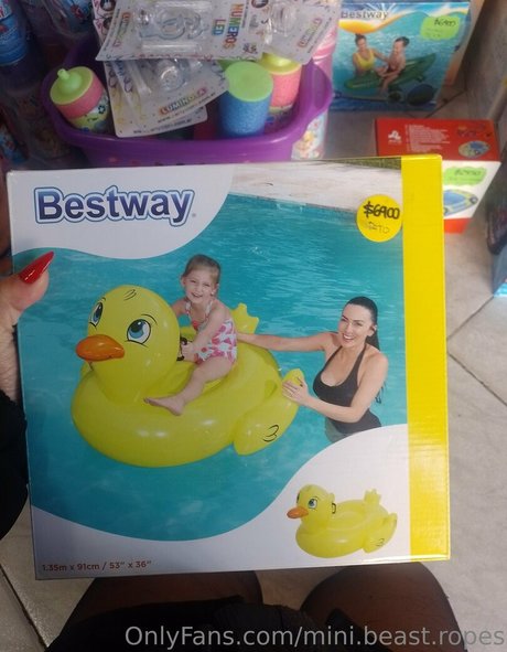 最もホットなヌードOnlyFans セクシーヌード 画像