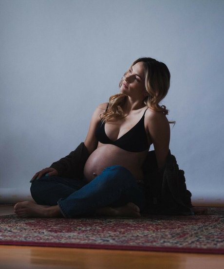 Julie Nolke ポルノスター アダルト 写真