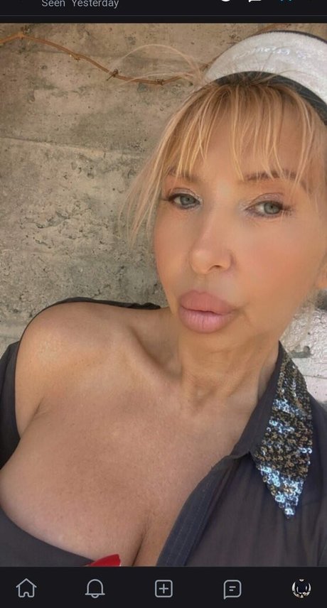 Blondi Zvezda トップ女優 画像