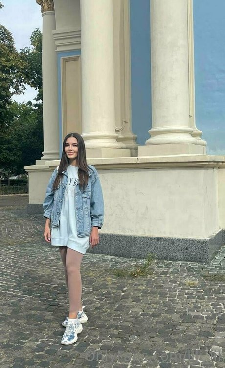 客室乗務員 OnlyFans 裸 写真