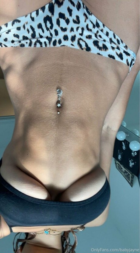 dreamgirlboss 裸モデル 写真