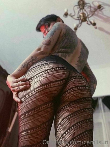 camiisun エロティックなスター 画像