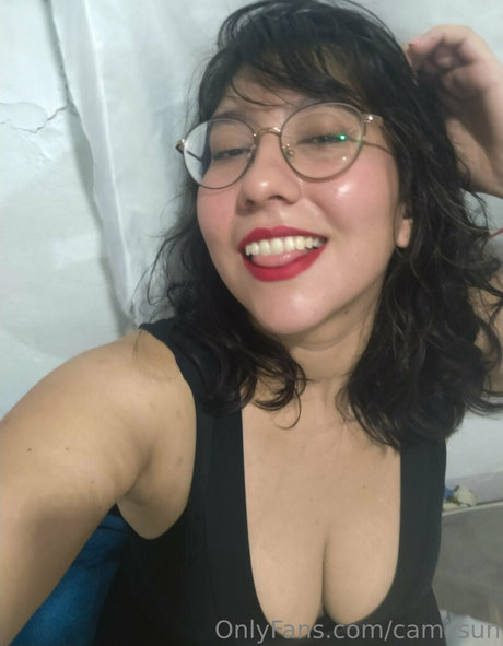 ブロンドヨガOnlyFans セクシーヌード アーカイブ